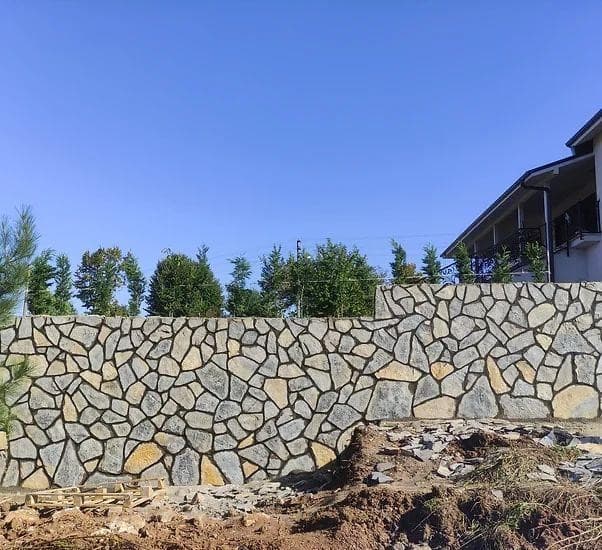 Tuzla Tepeören villa istinat taş duvarı