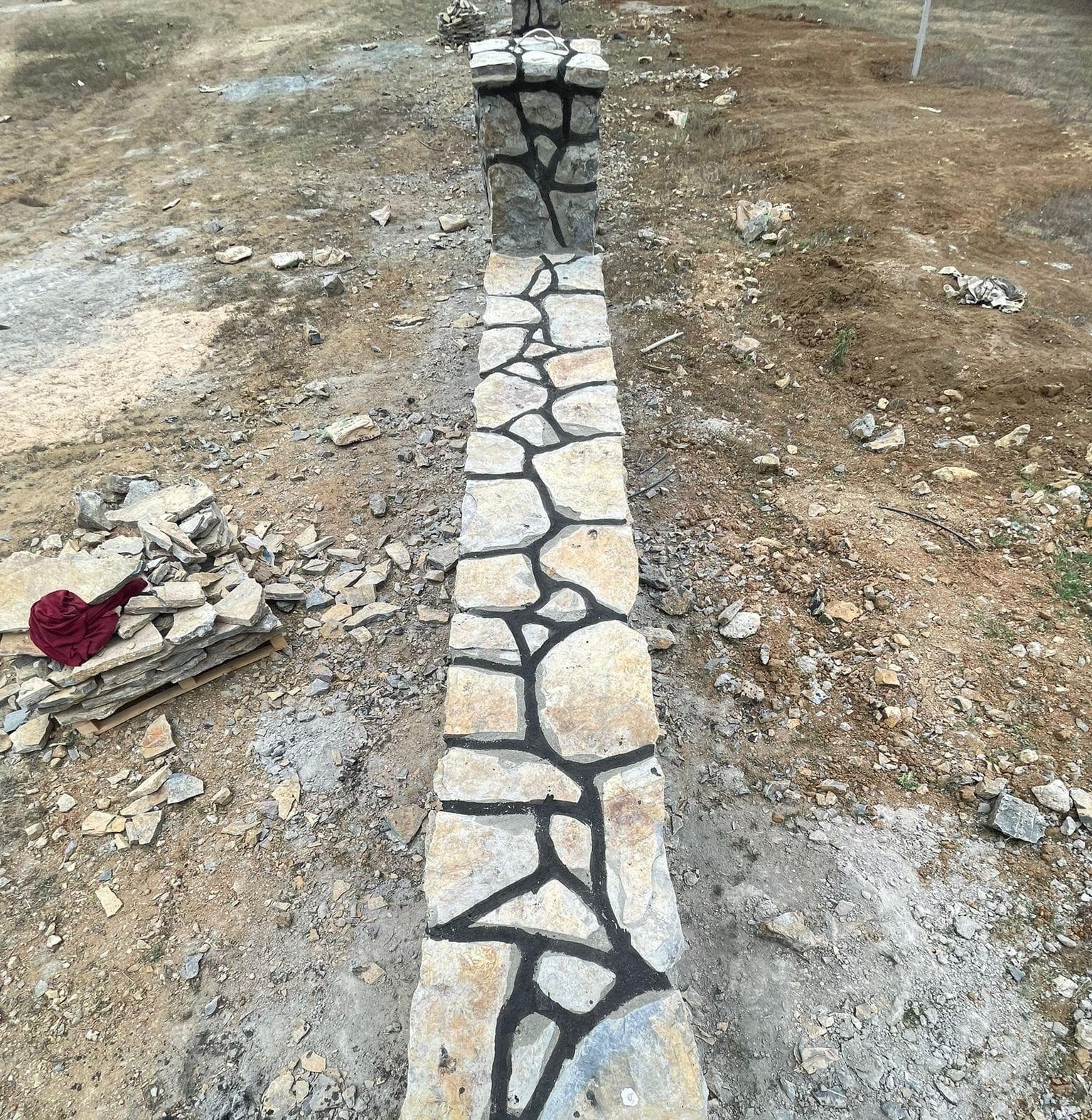 Tuzla Tepeören villa doğal taş duvar örüm detayı